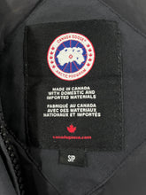 Load image into Gallery viewer, Canada Goose Navy Fur Trim Hood Parka Size Small