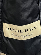 Load image into Gallery viewer, Burberry Black Quilted Short Jacket