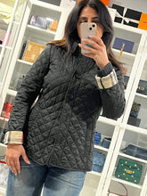 Load image into Gallery viewer, Burberry Black Quilted Short Jacket