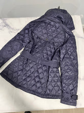 Load image into Gallery viewer, Burberry Navy Quilted Finsbridge Short Hooded Jacket