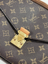 Load image into Gallery viewer, Louis Vuitton Monogram Pouchette Metis