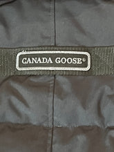 Load image into Gallery viewer, Canada Goose Navy Aldridge Parka Coat S