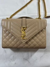 Load image into Gallery viewer, Saint Laurent YSL Envelope Chain Medium Crossbody Shoulder Bag