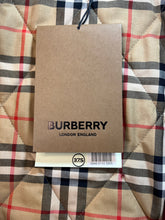 Load image into Gallery viewer, Burberry Deep Claret Quilted Short Jacket