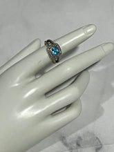 Load image into Gallery viewer, David Yurman Petite Albion Sterling Silver Topaz Diamond Ring
