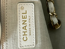 Load image into Gallery viewer, Chanel 23C Ivory Ecru Deauville Tote Handbag