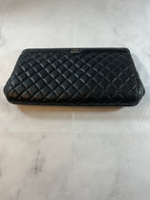 Load image into Gallery viewer, Chanel Black Caviar Classic Clutch