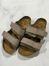 Load image into Gallery viewer, Birkenstock Uji Taupe Slide Sandals