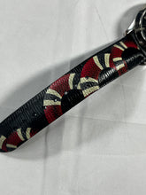 Load image into Gallery viewer, Gucci Le Marche Serpent Watch