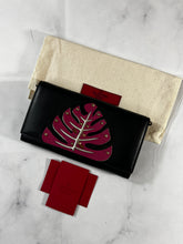 Load image into Gallery viewer, Valentino Garavani Black Rockstud Wallet On A Chain