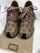 Load image into Gallery viewer, Gucci GG Print Low Top Sneakers