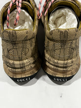 Load image into Gallery viewer, Gucci GG Print Low Top Sneakers