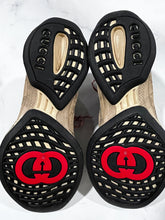 Load image into Gallery viewer, Gucci GG Print Low Top Sneakers