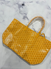 Load image into Gallery viewer, Goyard St Louis PM Yellow Tote Handbag