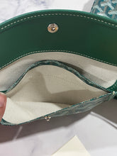 Load image into Gallery viewer, Goyard St Louis PM Green Tote Handbag