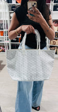 Load image into Gallery viewer, Goyard St Louis PM White Tote Handbag