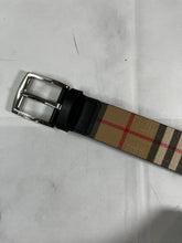 Load image into Gallery viewer, Burberry Vintage Nova Check Unisex Belt