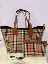 Load image into Gallery viewer, Burberry London Check Shopping Tote