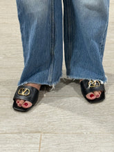 Load image into Gallery viewer, Valentino Garavani VLogo Black Slide Sandals