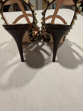 Load image into Gallery viewer, Valentino Garavani Rockstud Pumps w/ Pony Effect Calfskin