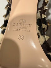 Load image into Gallery viewer, Valentino Garavani Rockstud Pumps w/ Pony Effect Calfskin