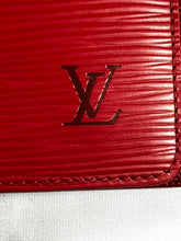 Load image into Gallery viewer, Louis Vuitton Epi Leather Medium Ring Agenda