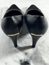 Load image into Gallery viewer, Chanel 17B Black Grosgrain Pointy Captoe Pumps