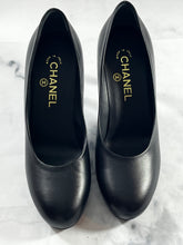 Load image into Gallery viewer, Chanel 19A Black Round Toe Pumps