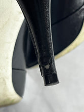 Load image into Gallery viewer, Chanel 13P Black Bottine Dainty Booties