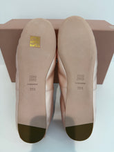 Load image into Gallery viewer, MIU MIU Orchid Pink Satin Ballet Flats