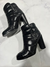 Load image into Gallery viewer, Chanel 11 A Black Puffer Short Boots