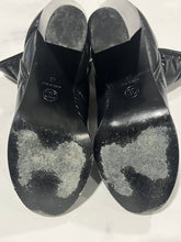 Load image into Gallery viewer, Chanel 11 A Black Puffer Short Boots