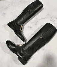 Load image into Gallery viewer, Roger Vivier Black Riding Boots