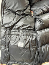 Load image into Gallery viewer, Burberry Kenwick Mens Plaid Vest Size M