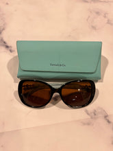 Load image into Gallery viewer, Tiffany & Co Rectangle Sunglasses