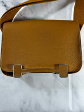 Load image into Gallery viewer, Hermes Geta Caramel Chevre Palladium Hardware