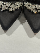 Load image into Gallery viewer, Manolo Blahnik Lurum Jeweled Mules