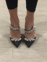 Load image into Gallery viewer, Manolo Blahnik Lurum Jeweled Mules