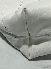 Load image into Gallery viewer, Chanel 22 White Hobo Shoulder Bag