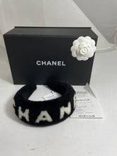 Load image into Gallery viewer, Chanel Black White Shearling Headband