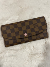 Load image into Gallery viewer, Louis Vuitton Monogram Emile Wallet Damier Ebene