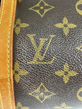 Load image into Gallery viewer, Louis Vuitton Monogram Papillon Handbag