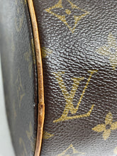 Load image into Gallery viewer, Louis Vuitton Monogram Papillon Handbag
