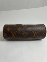 Load image into Gallery viewer, Louis Vuitton Monogram Mini Papillon Bag
