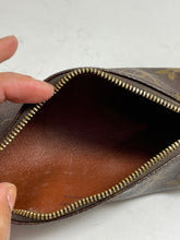 Load image into Gallery viewer, Louis Vuitton Monogram Mini Papillon Bag