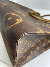 Load image into Gallery viewer, Louis Vuitton Onthego GM Monogram Tote Handbag