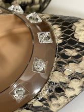 Load image into Gallery viewer, Valentino Beige Snakeskin Leather & PVC Point Toe Pumps