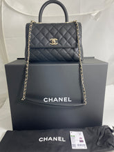Load image into Gallery viewer, Chanel 21p Black Small Coco Handle Flap Bag Crossbody Bag