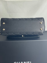 Load image into Gallery viewer, Chanel 21p Black Small Coco Handle Flap Bag Crossbody Bag