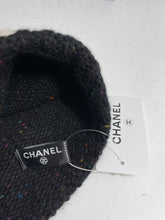 Load image into Gallery viewer, Chanel Black Ribbed Cashmere Speckled Hat